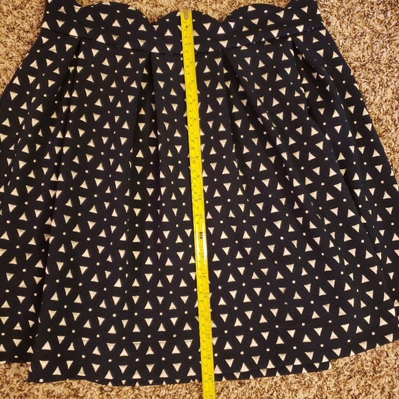 Skater Skirt with Scallop Waistline - Picture 5 of 10